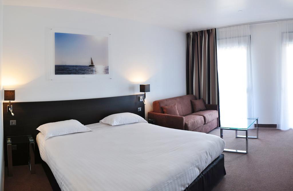 Golden Tulip Pornic Suites- Appart Hotel Ngoại thất bức ảnh