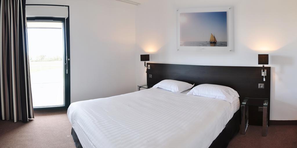 Golden Tulip Pornic Suites- Appart Hotel Ngoại thất bức ảnh