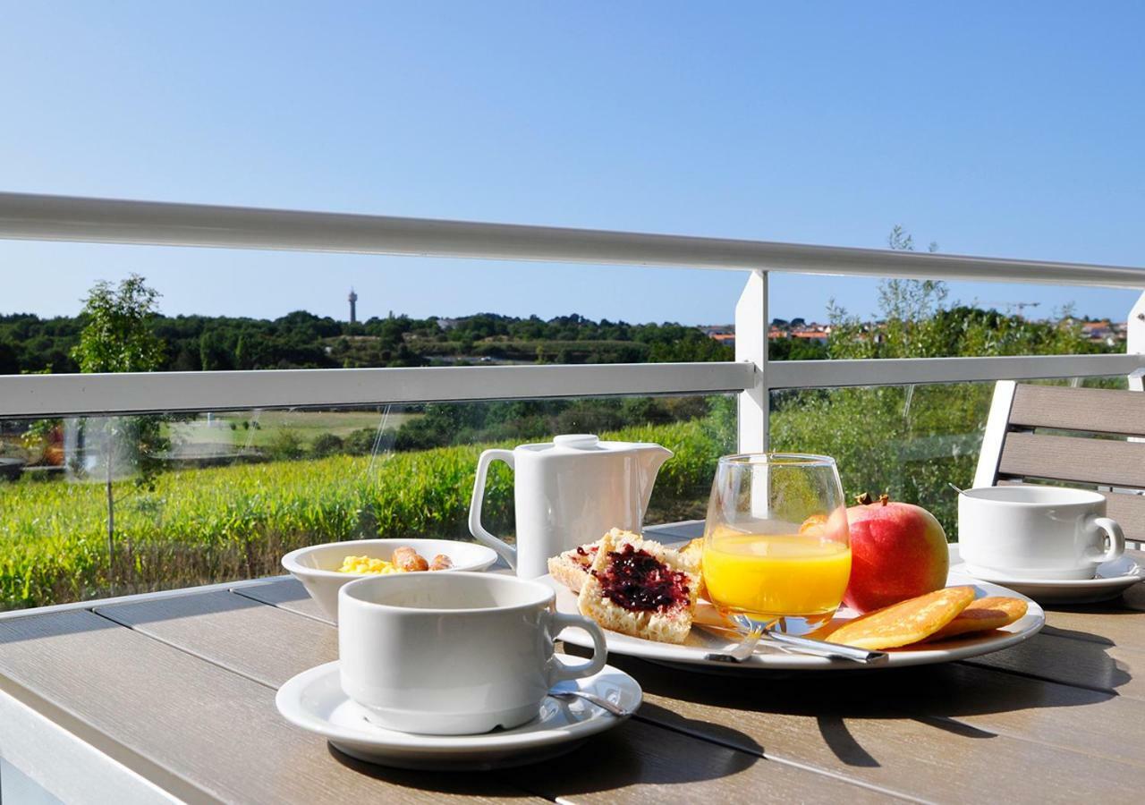 Golden Tulip Pornic Suites- Appart Hotel Ngoại thất bức ảnh