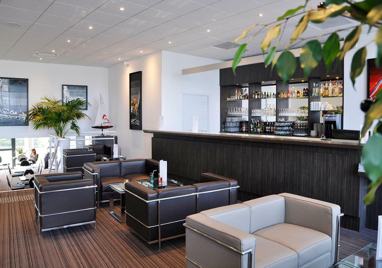 Golden Tulip Pornic Suites- Appart Hotel Ngoại thất bức ảnh