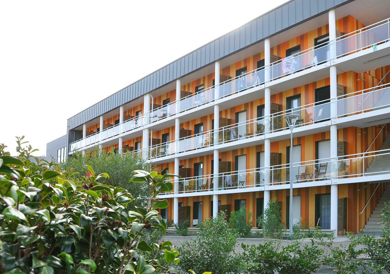 Golden Tulip Pornic Suites- Appart Hotel Ngoại thất bức ảnh
