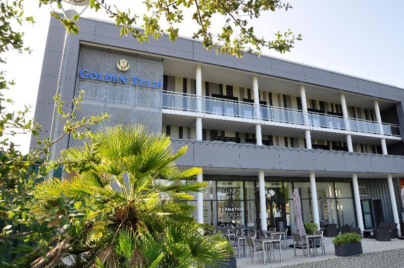 Golden Tulip Pornic Suites- Appart Hotel Ngoại thất bức ảnh